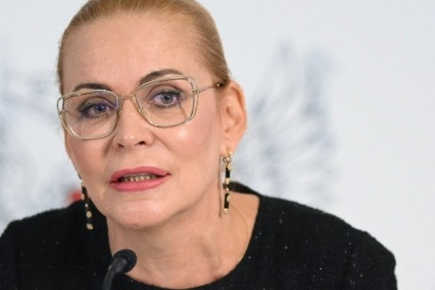 Удар в спину после 40 лет службы: Алена Яковлева в слезах