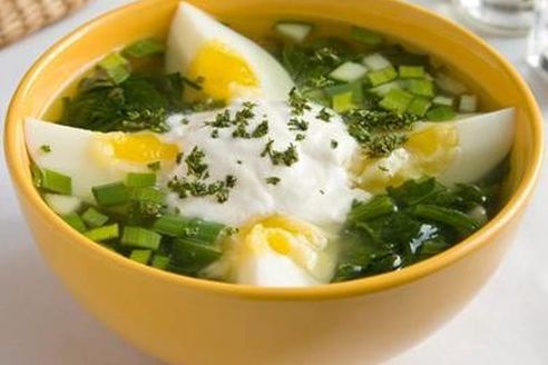 Овощной супчик с яйцом — низкокалорийный летний вариант!