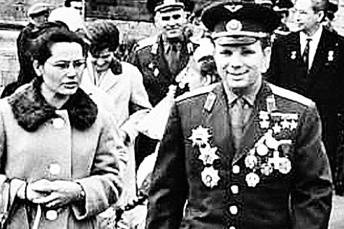 Почему вдова Юрия Гагарина почти полвека молчит о муже