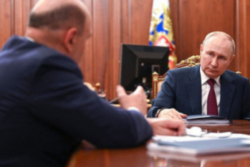 Срочно! Мишустин отчитался Путину о выплатах для россиян рожденных в СССР