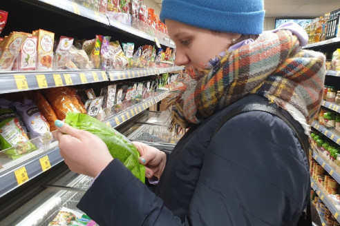 Как понять, что продукт из магазина опасен для здоровья