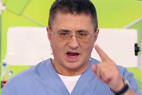 Как на самом деле избавиться от повышенного артериального давления, рассказал Заслуженный врач РФ Александр Мясников.