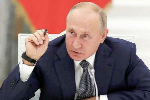 Опубликованы списки россиян, которым доступна выплата от государства. Новости России.