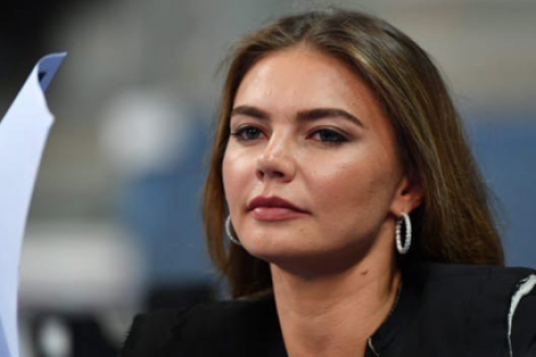 Тайна, которую скрывали 15 лет: сын Алины Кабаевой вырос — и его сходство стало невозможно игнорировать
