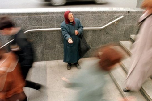 Как перестать быть бедным: названы 4 привычки, которые приводят к нищете