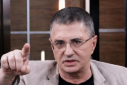 Доктор Мясников назвал напиток, повышающий риск развития диабета