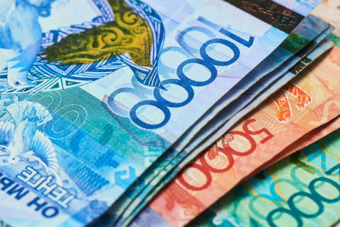 Пенсии увеличат всем: сколько получат казахстанцы в 2026 году