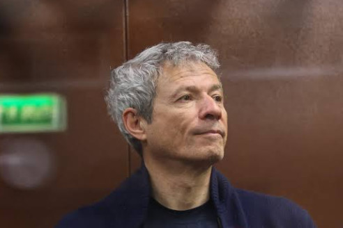 Миллиардер из списка Forbes сидит в СИЗО, а суд арестовал 100% его компании»