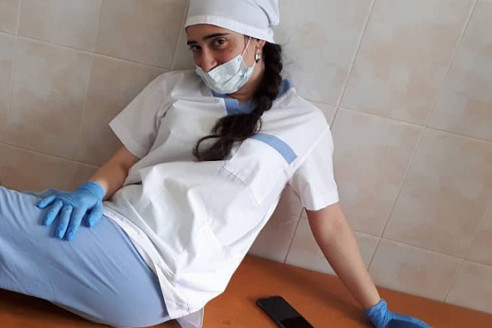 В больнице пациента чуть не оставили без достоинства