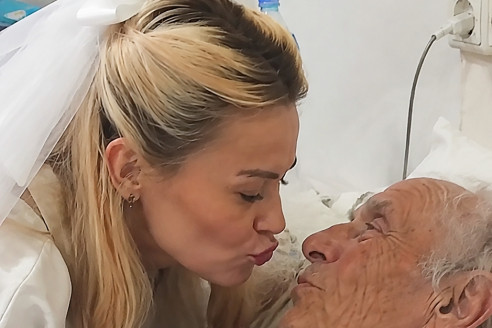 29-летняя волонтер вышла замуж за умирающего 72-летнего пациента. А через неделю узнала шокирующую тайну, которую он скрывал.