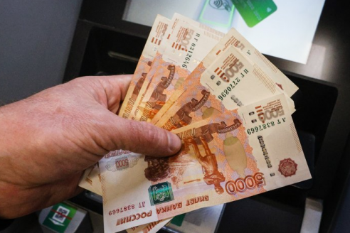 Не упустите! Пенсионерам с низким доходом выплатят 20 000 рублей