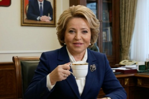 Валентина Матвиенко упала прямо на заседании. Камеры поймали момент — запись пытаются убрать
