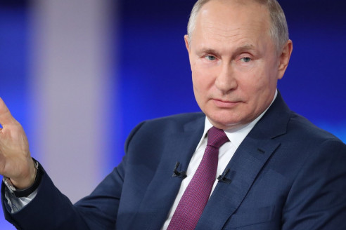 Путин утвердил льготы для граждан старше 70 лет