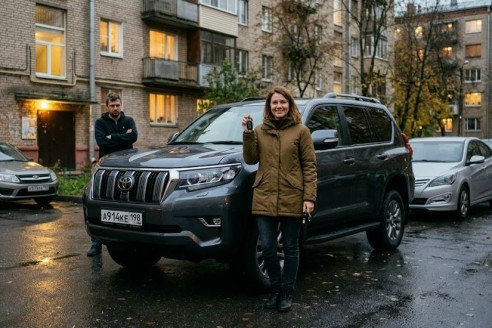 Муж потребовал, чтобы я продала свою машину и купила ему внедорожник. Я сделала иначе.