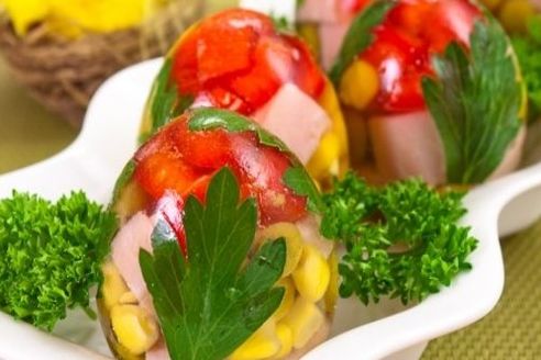 Закуска "Заливные яйца" украсит праздничный стол!