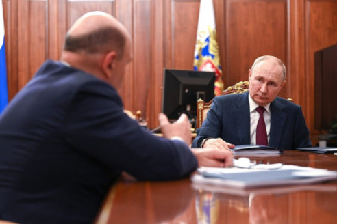 Мишустин отчитался Путину о выплатах для россиян рожденных в СССР. Выплаты проводятся в соответствии с указанными сроками