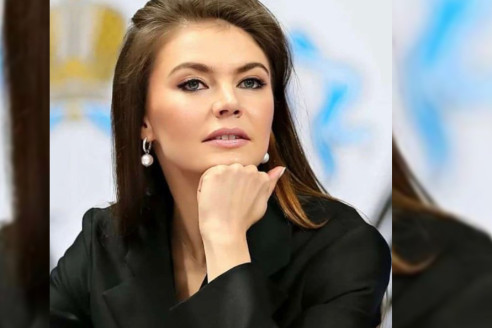 Кабаева рассказала, что она обязательно делает это каждый день: «С возрастом стала понимать»