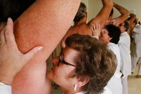 Doctorul a spus cum miroase cancerul
