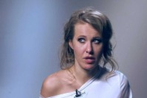 Стыд на всю страну за Ксению Собчак: горькая правда о ее сестре