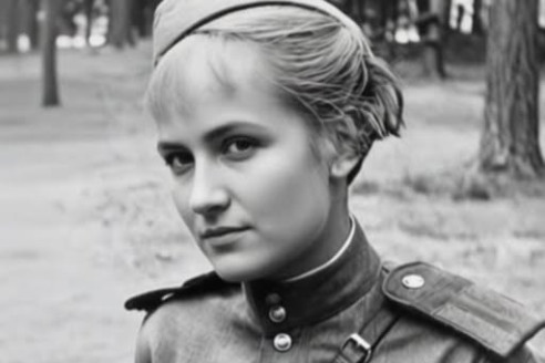 Чтобы выжить на фронте, она согласилась быть «его»