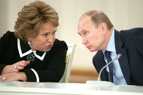 Матвиенко забеспокоилась о Путине: вот что заметила