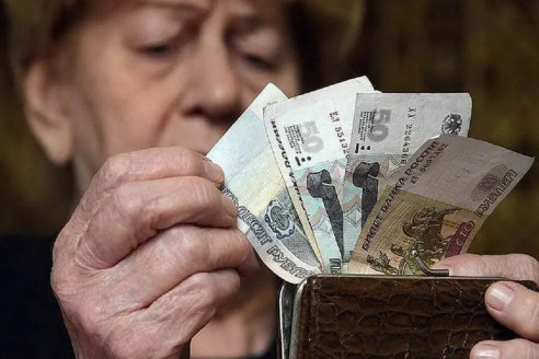 Пенсионерам пора увольняться: почему стоит уйти с работы в 2026 году