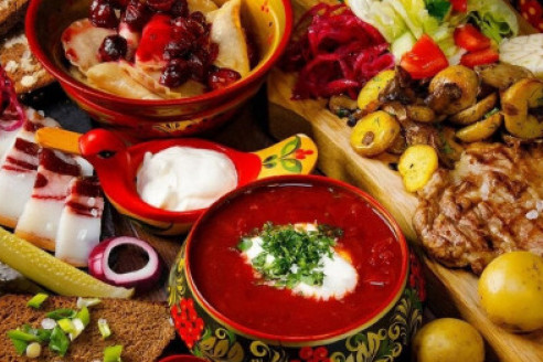 Искусство Русской Кухни: 6 Аутентичных Рецептов, Вдохновленных Наследием России