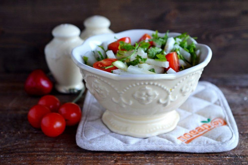 Una receta antigua y sencilla de una deliciosa ensalada española "Ensalada Andalusa", de la que quedarás encantado